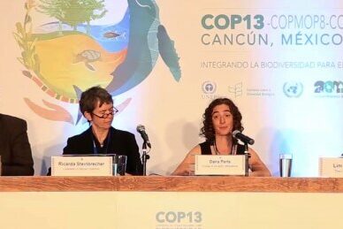 Pressekonferanse med Friends of the Earth i Cancun